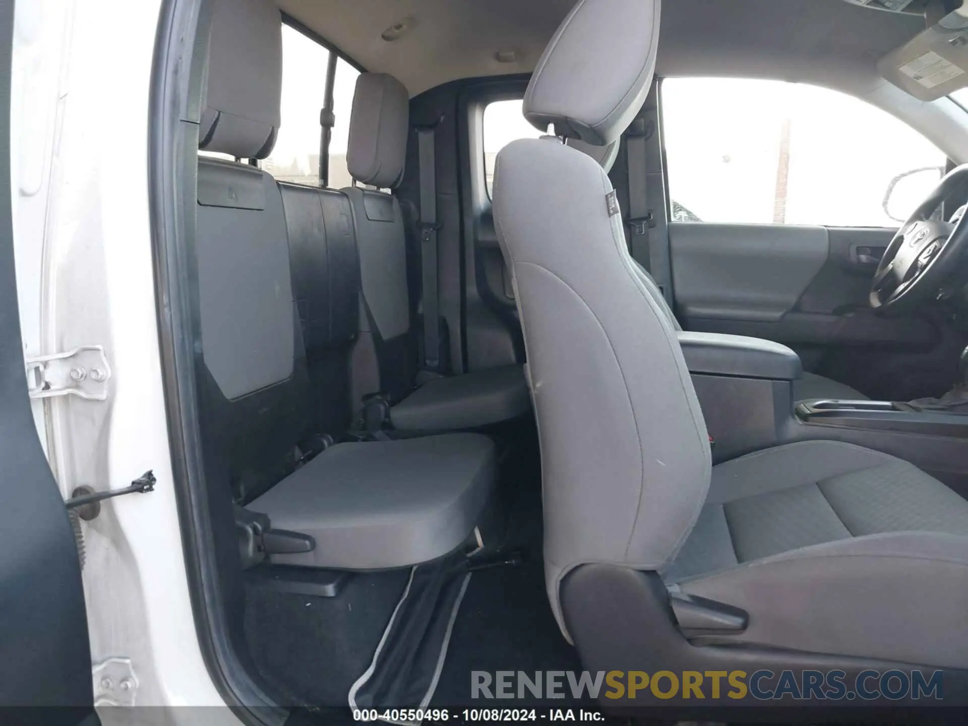 8 fotografías del automóvil dañado 3TYSZ5AN7PT128589 TOYOTA TACOMA 2023