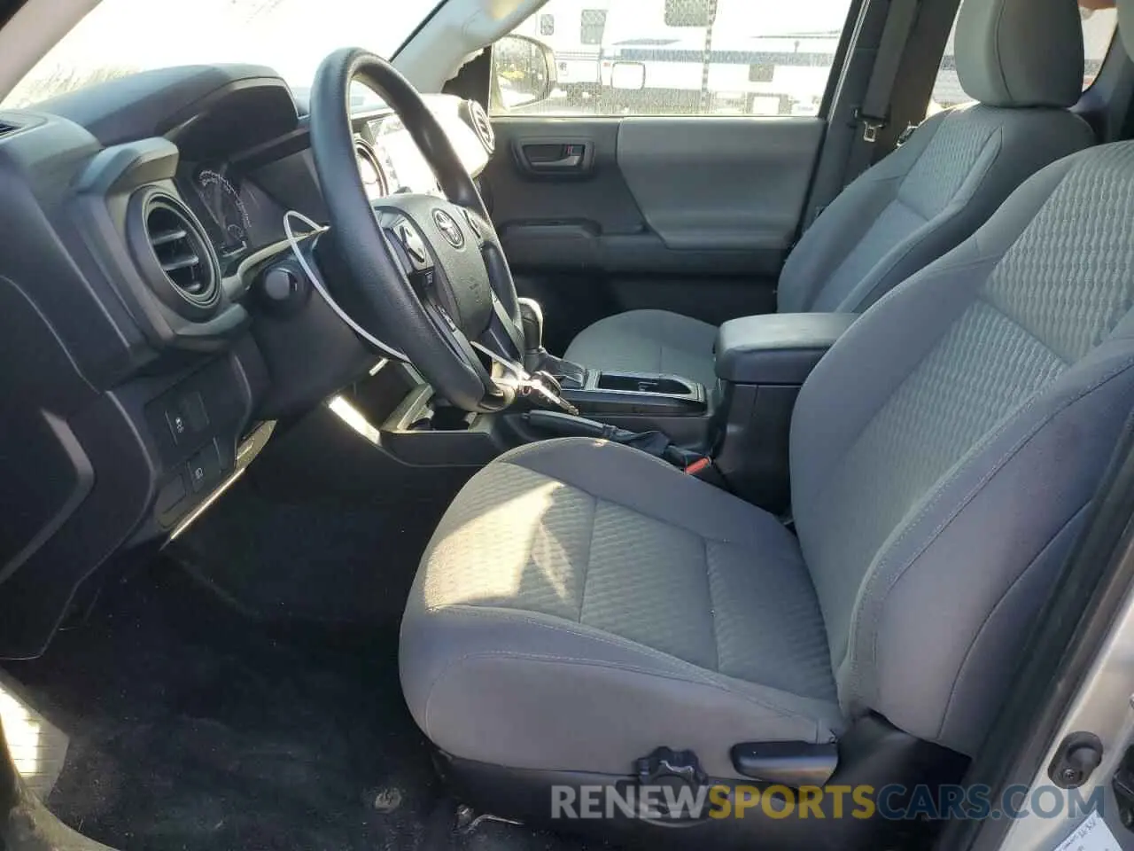 7 fotografías del automóvil dañado 3TYSZ5AN9PT106609 TOYOTA TACOMA 2023