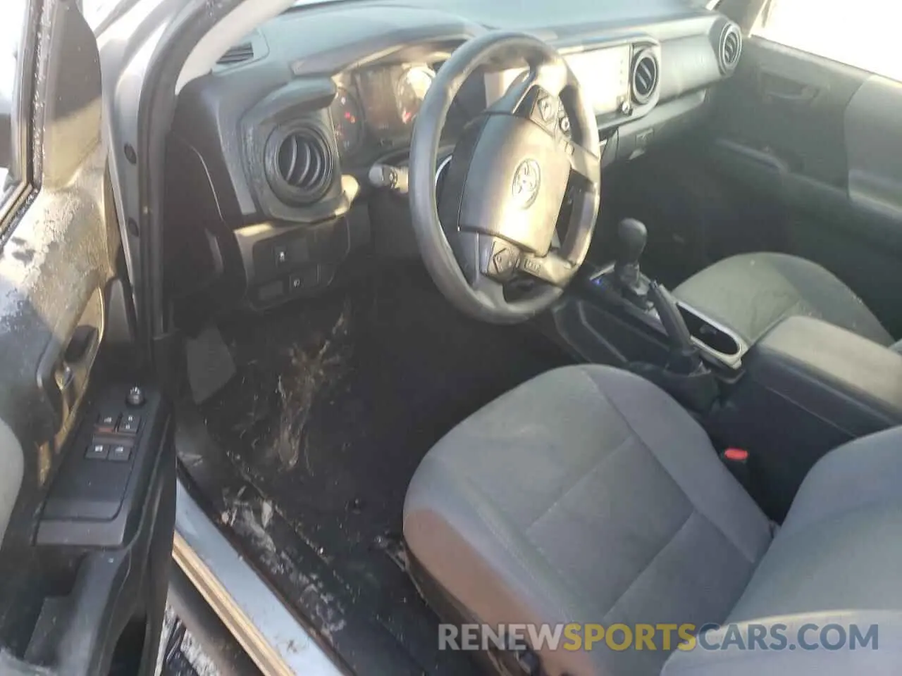 8 fotografías del automóvil dañado 3TYSZ5ANXPT109261 TOYOTA TACOMA 2023