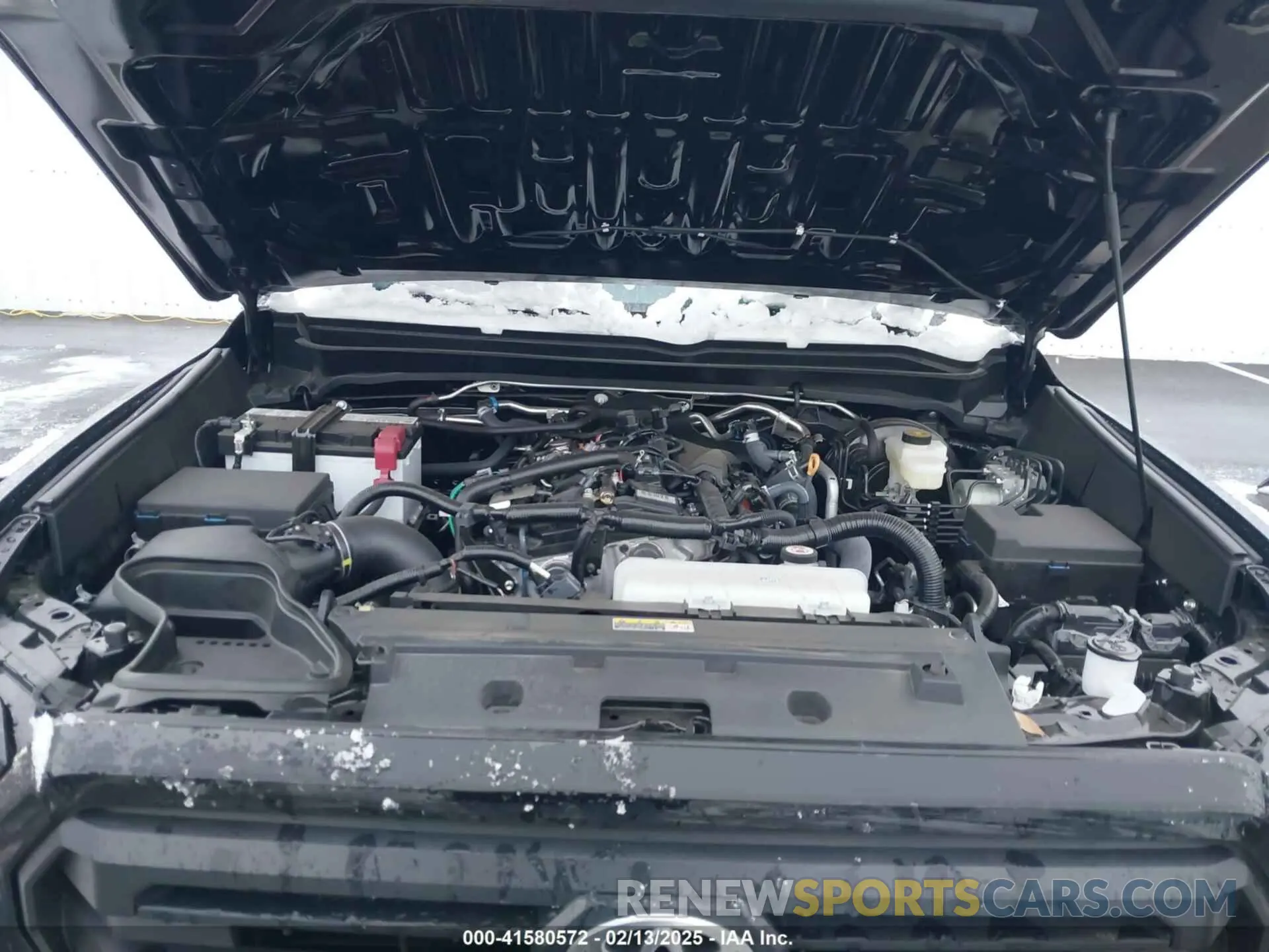 10 fotografías del automóvil dañado 3TMKB5FN3RM004833 TOYOTA TACOMA 2024