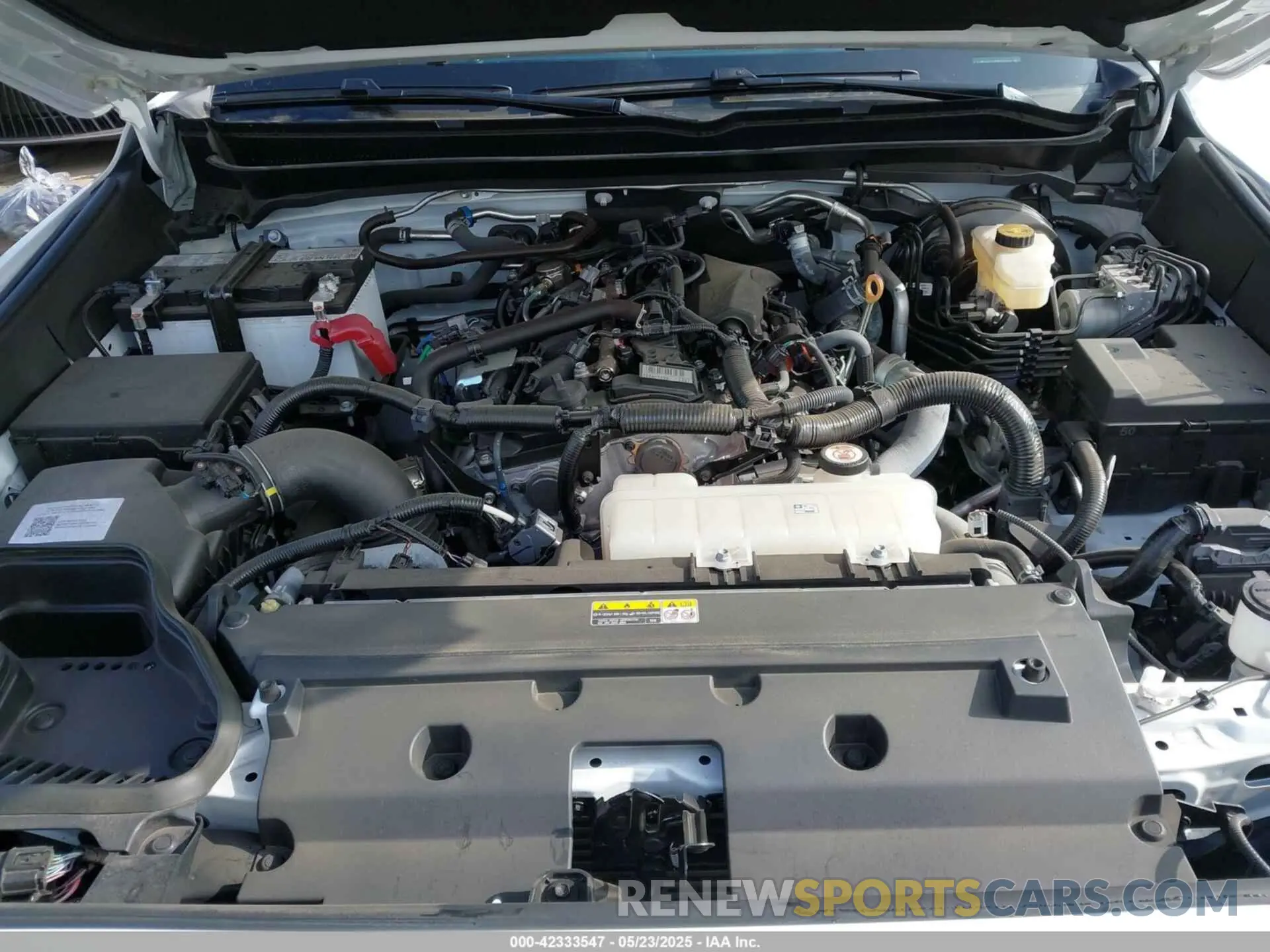10 fotografías del automóvil dañado 3TMKB5FN3RM005643 TOYOTA TACOMA 2024