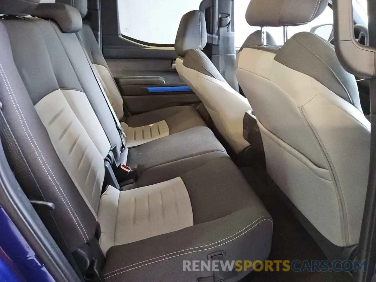11 fotografías del automóvil dañado 3TMKB5FN3RM012043 TOYOTA TACOMA 2024