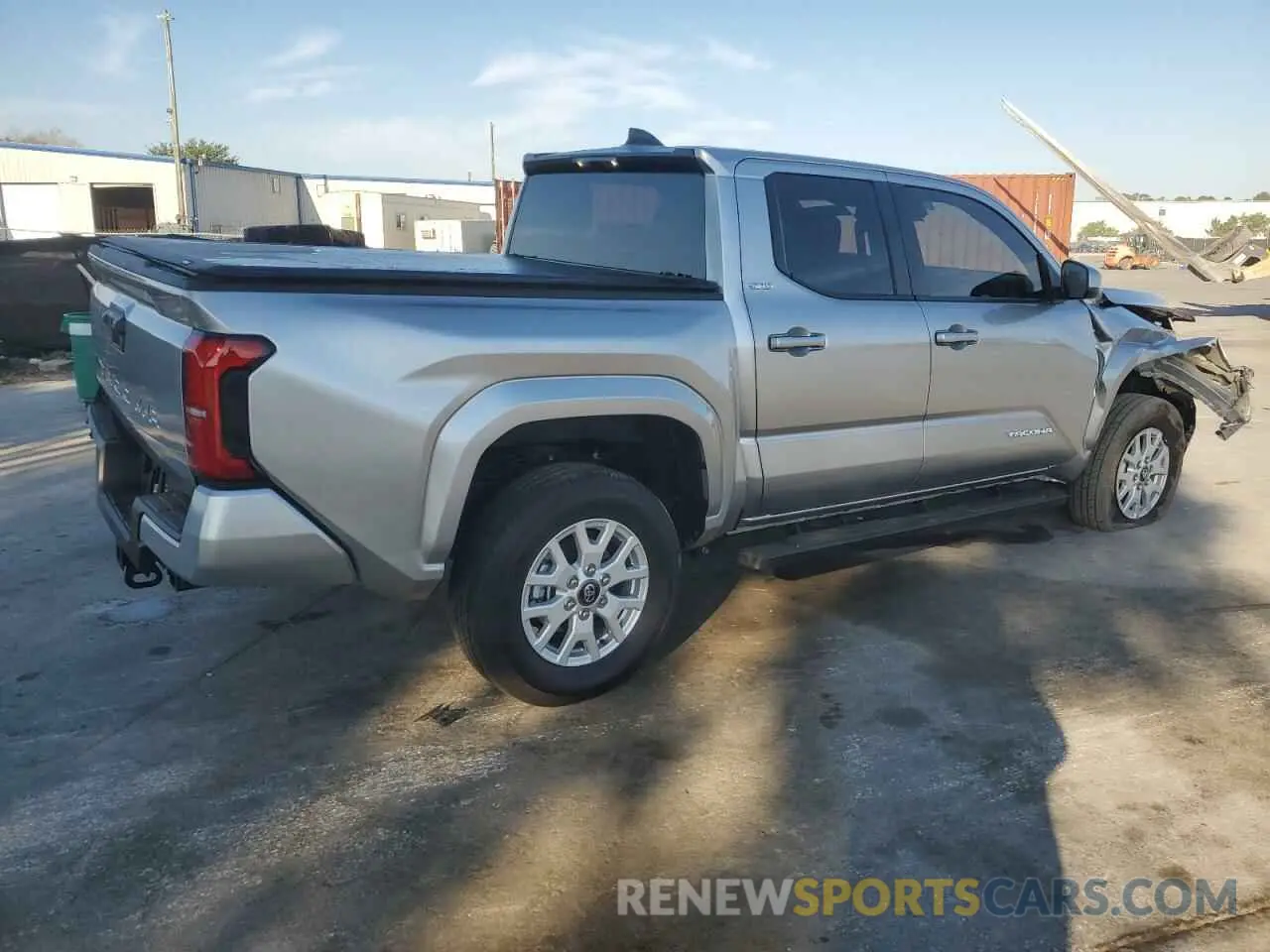 3 fotografías del automóvil dañado 3TMKB5FN3RM016061 TOYOTA TACOMA 2024