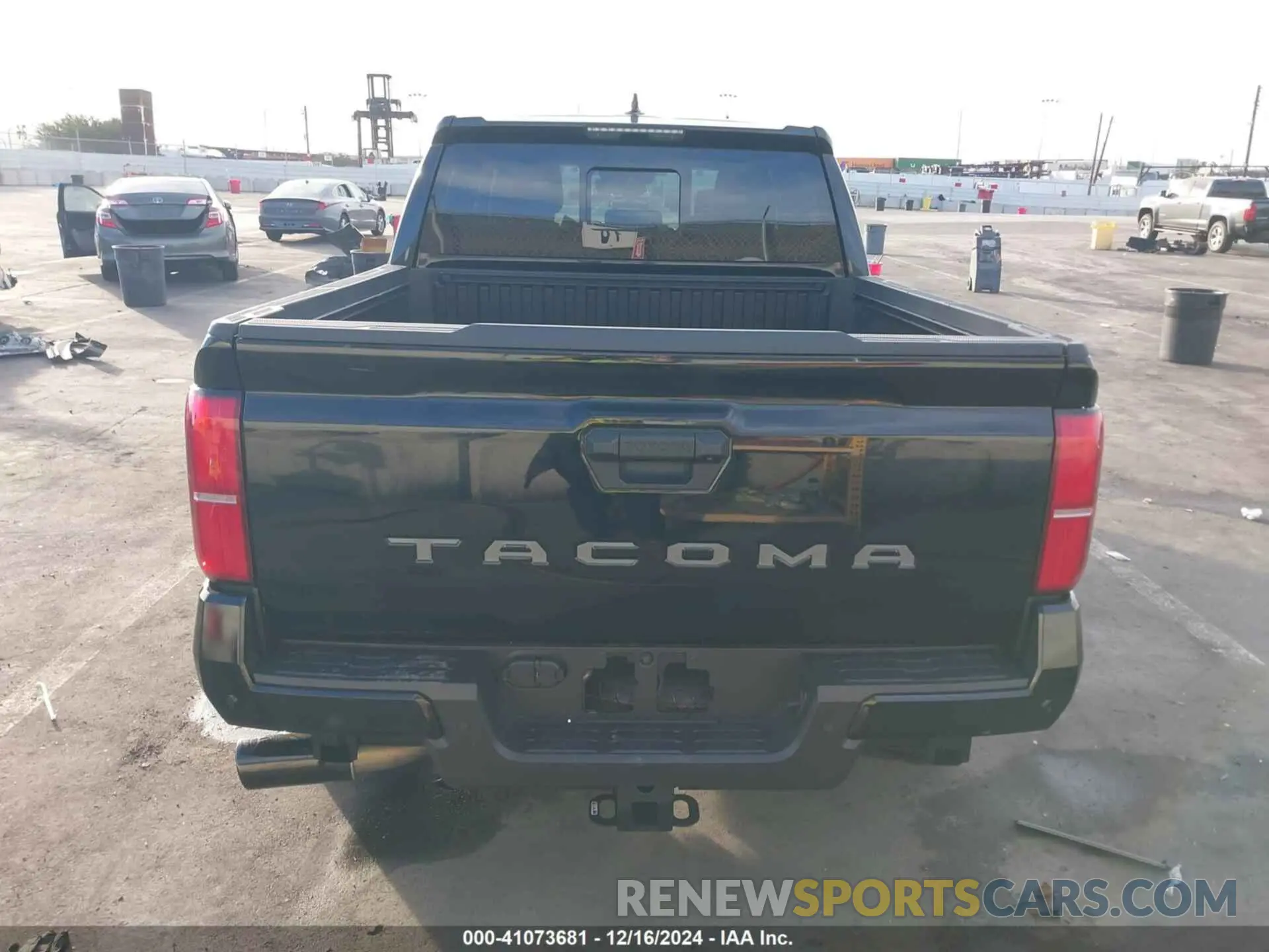 16 fotografías del automóvil dañado 3TMKB5FN5RM006809 TOYOTA TACOMA 2024