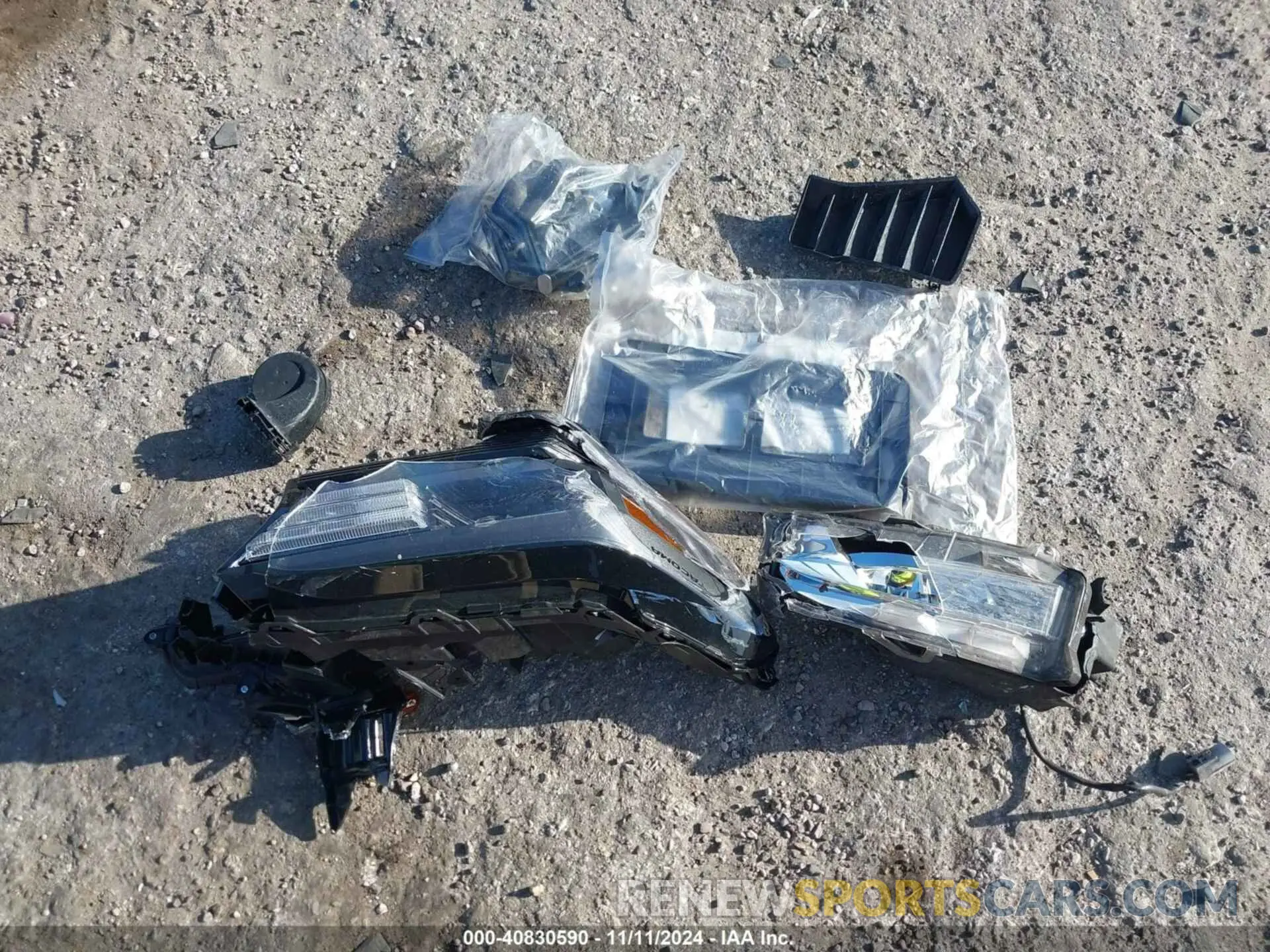 12 fotografías del automóvil dañado 3TMKB5FN6RM003577 TOYOTA TACOMA 2024