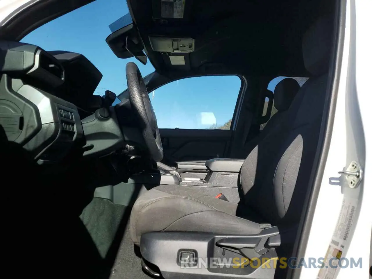 7 fotografías del automóvil dañado 3TMKB5FN6RM011405 TOYOTA TACOMA 2024