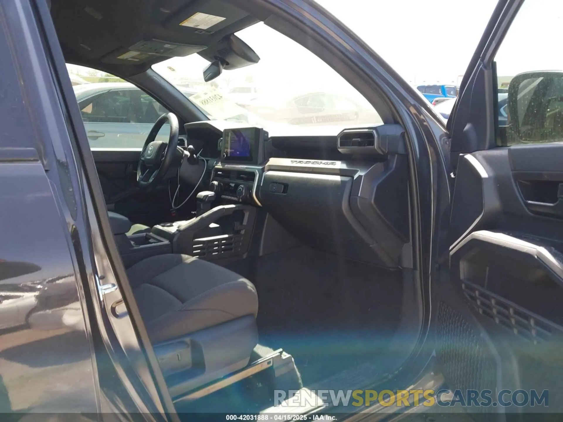 5 fotografías del automóvil dañado 3TMKB5FN7RM022347 TOYOTA TACOMA 2024