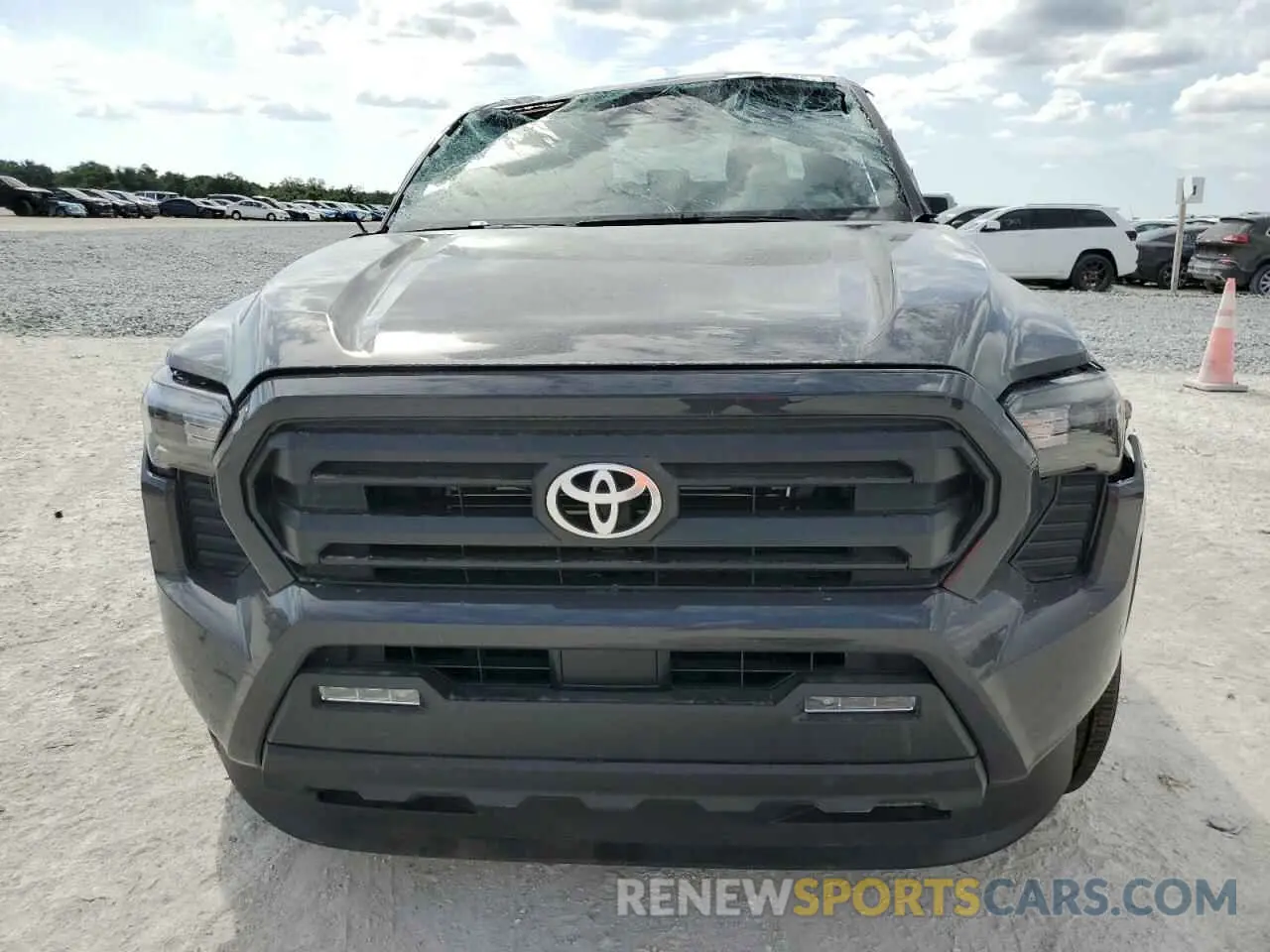 5 fotografías del automóvil dañado 3TMKB5FN9RM012824 TOYOTA TACOMA 2024