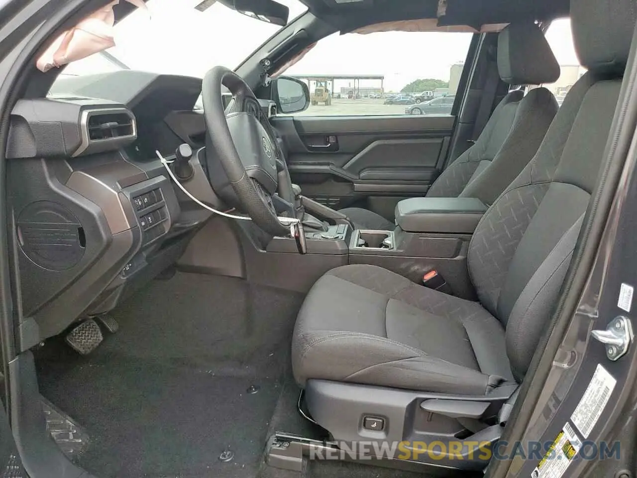 7 fotografías del automóvil dañado 3TMKB5FN9RM017215 TOYOTA TACOMA 2024