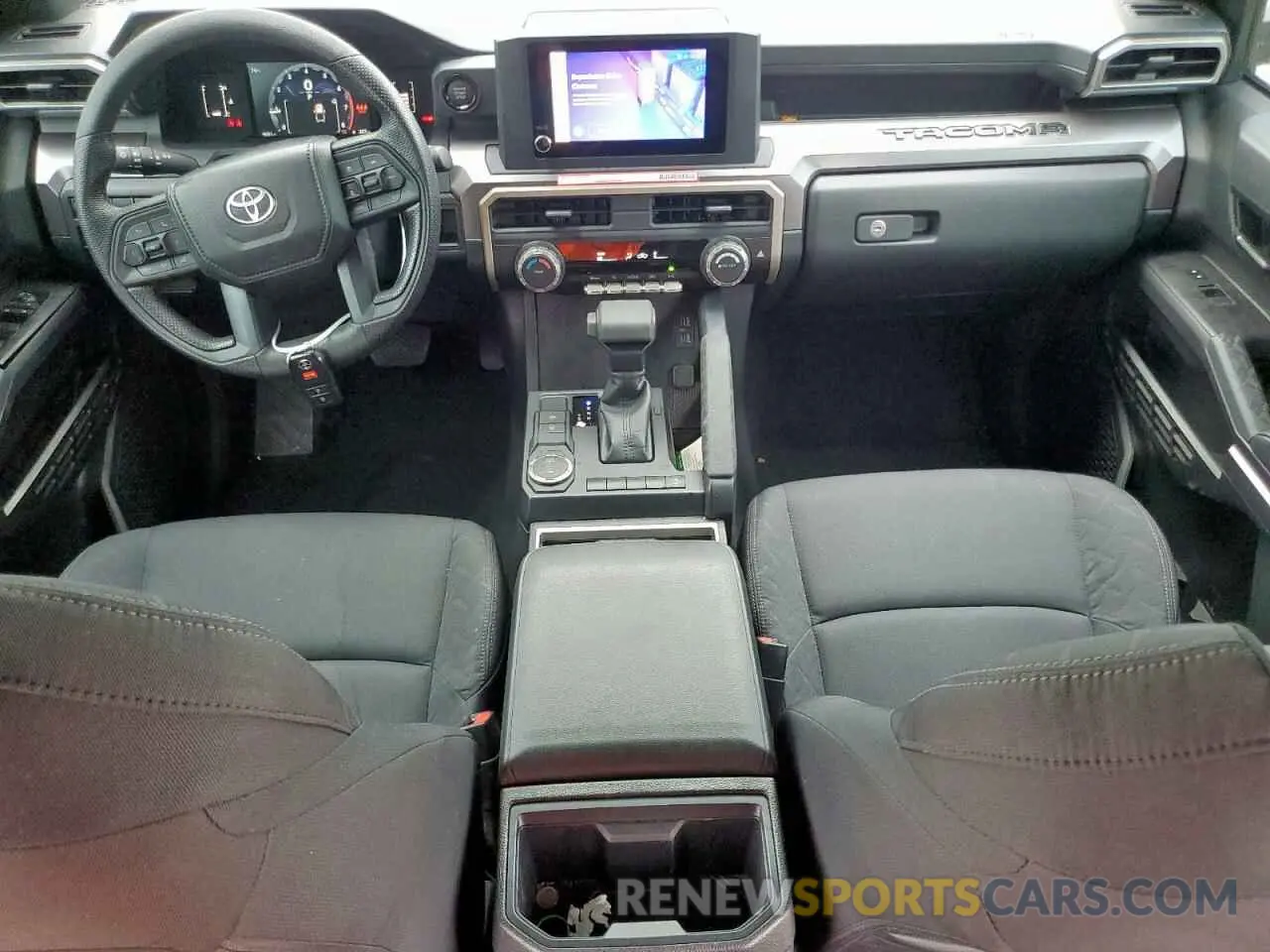 8 fotografías del automóvil dañado 3TMKB5FN9RM017215 TOYOTA TACOMA 2024