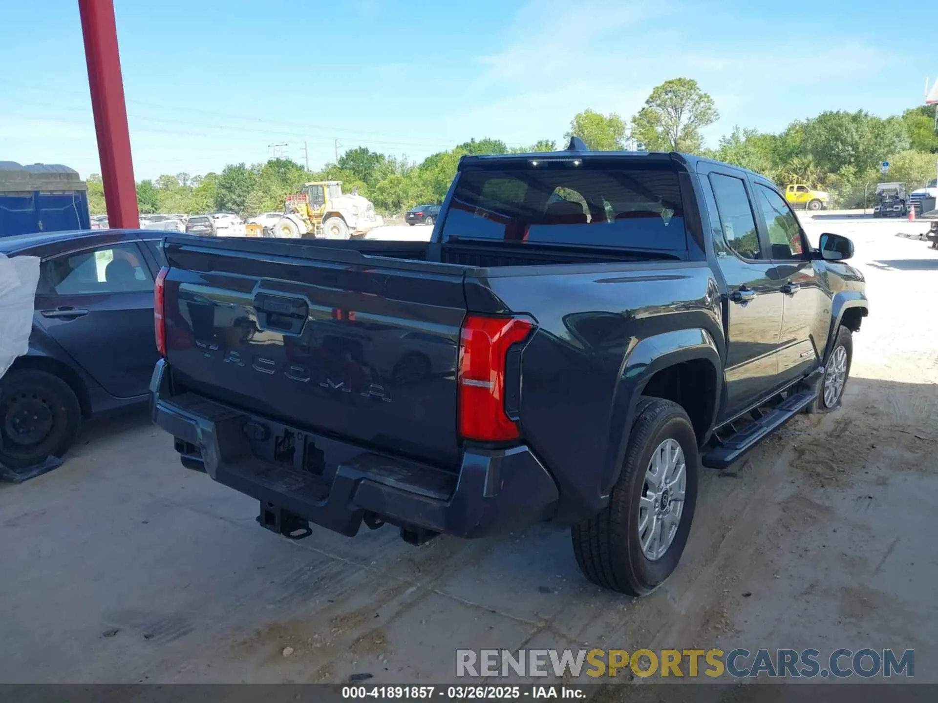 4 fotografías del automóvil dañado 3TMKB5FN9RM020325 TOYOTA TACOMA 2024