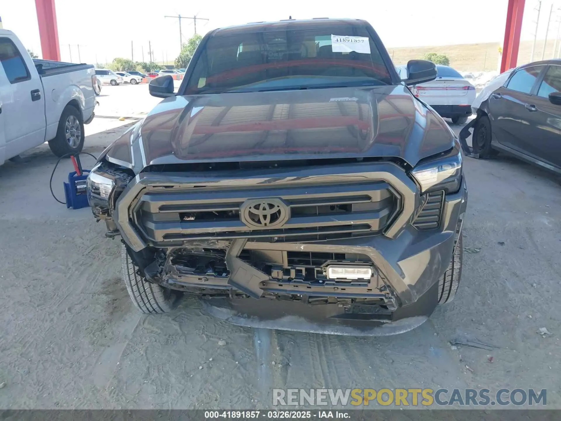 6 fotografías del automóvil dañado 3TMKB5FN9RM020325 TOYOTA TACOMA 2024