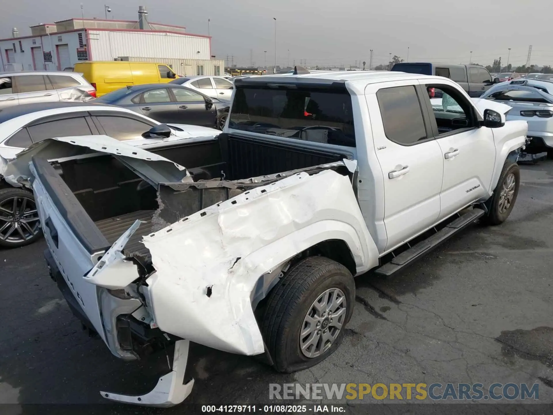 4 fotografías del automóvil dañado 3TMKB5FN9RM021815 TOYOTA TACOMA 2024