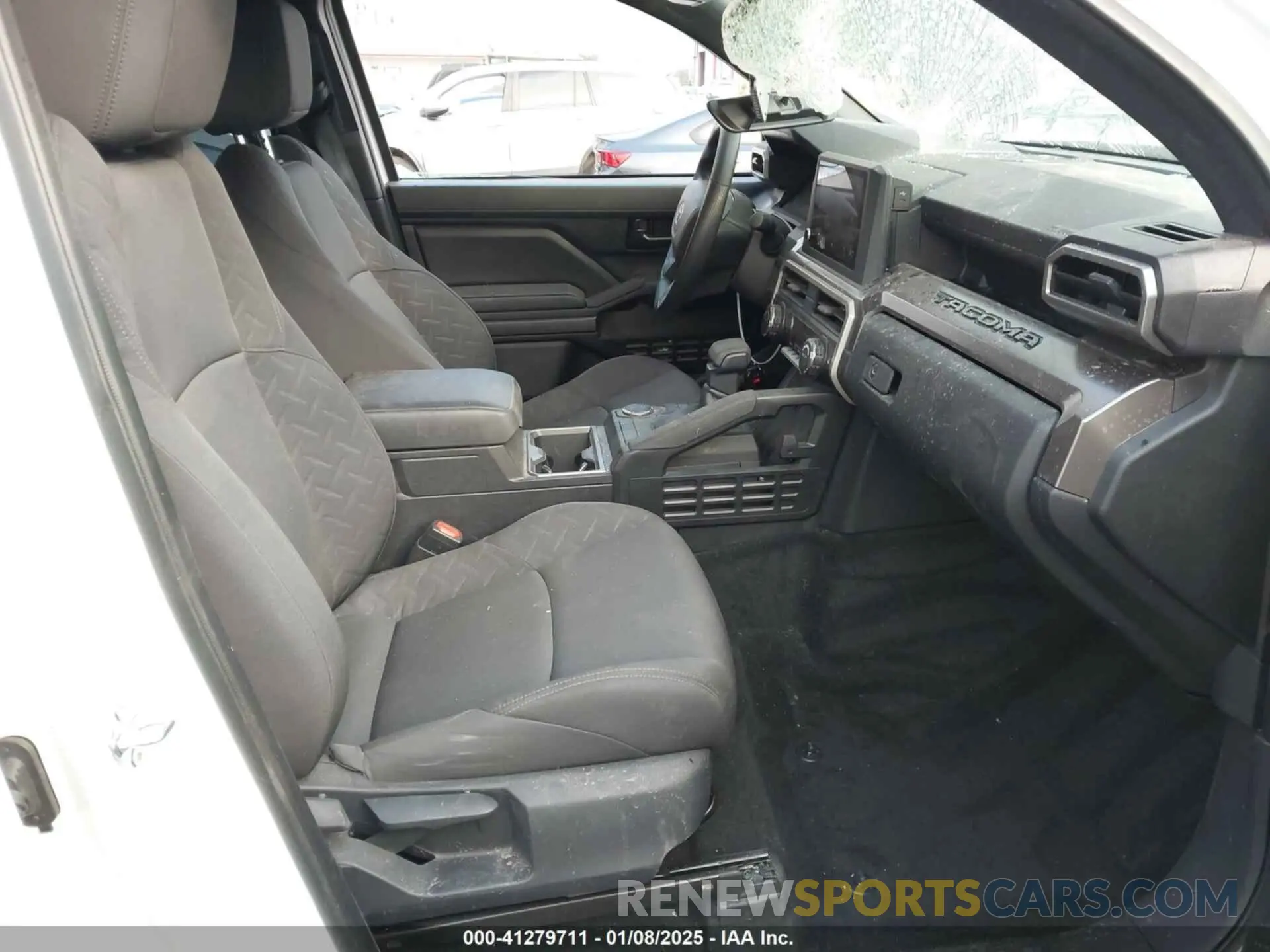 5 fotografías del automóvil dañado 3TMKB5FN9RM021815 TOYOTA TACOMA 2024