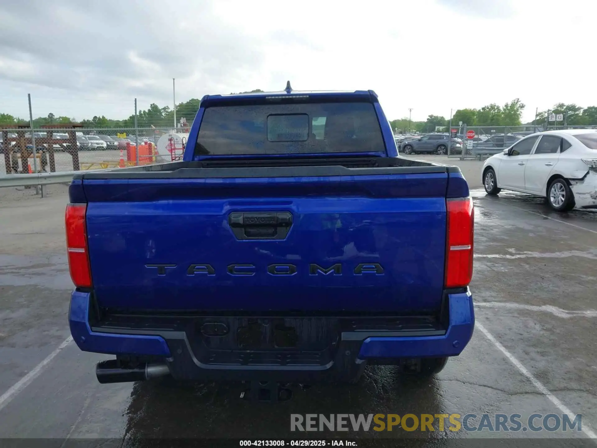 17 fotografías del automóvil dañado 3TMKB5FNXRM006062 TOYOTA TACOMA 2024