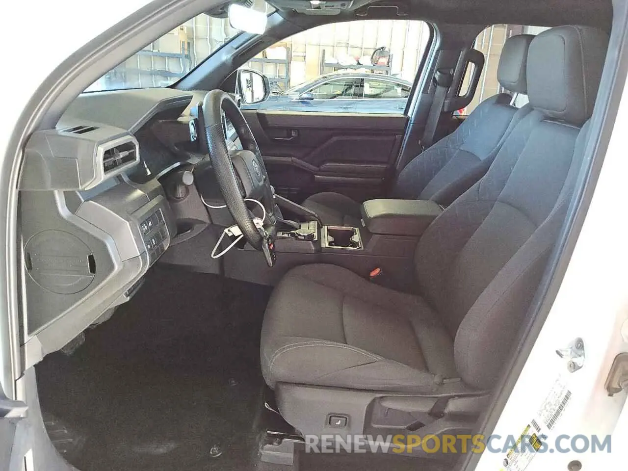 7 fotografías del automóvil dañado 3TMLB5JN0RM020032 TOYOTA TACOMA 2024