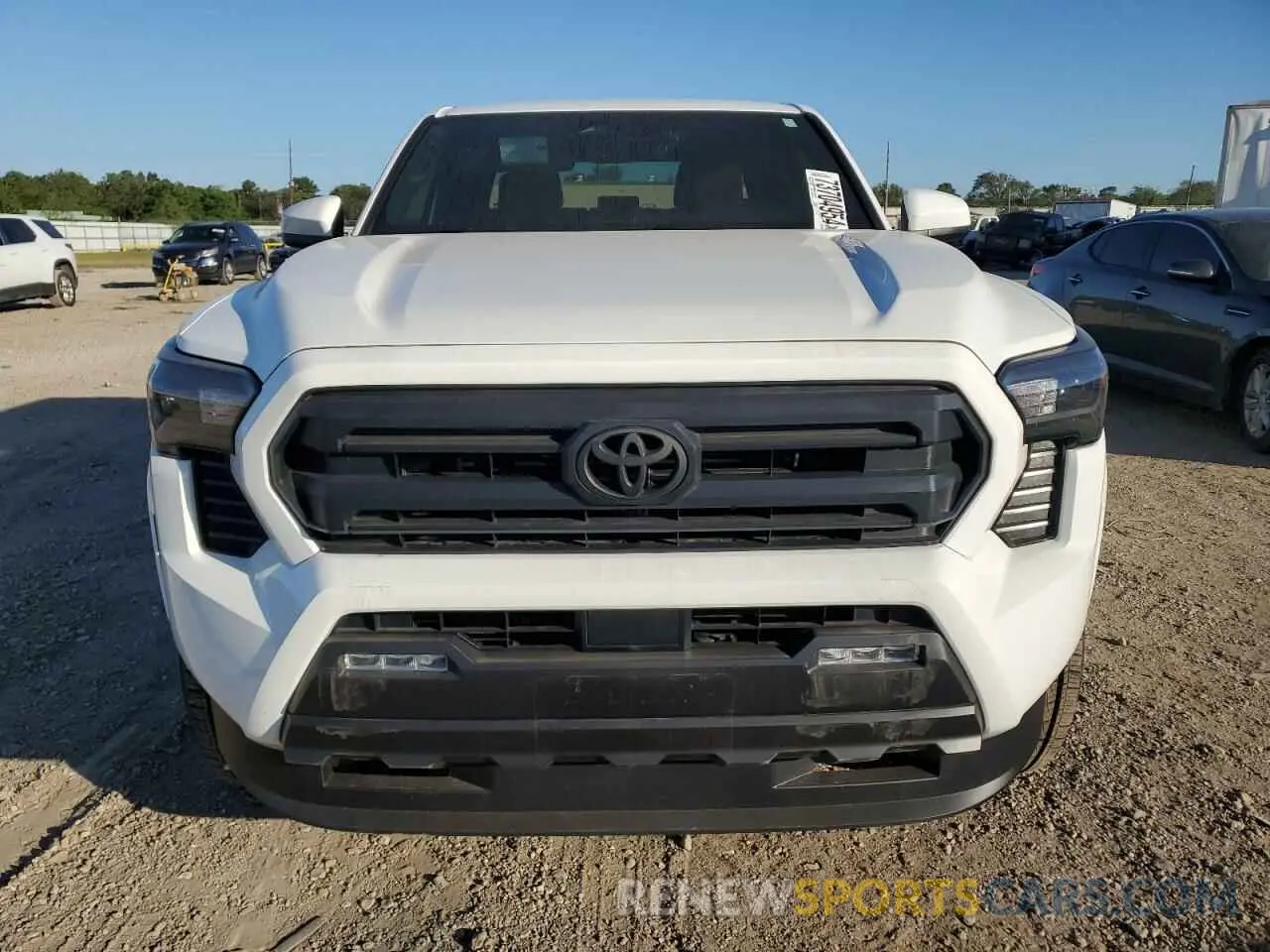 5 fotografías del automóvil dañado 3TMLB5JN0RM022718 TOYOTA TACOMA 2024