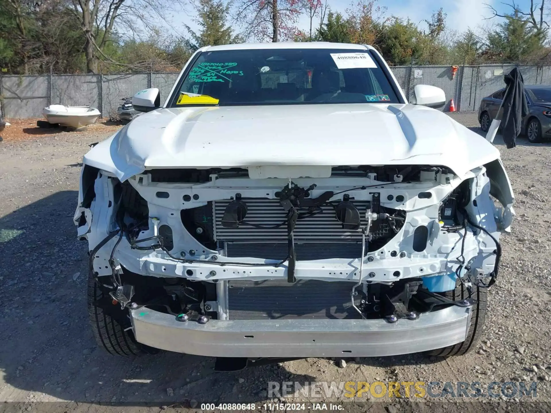 12 fotografías del automóvil dañado 3TMLB5JN0RM041690 TOYOTA TACOMA 2024