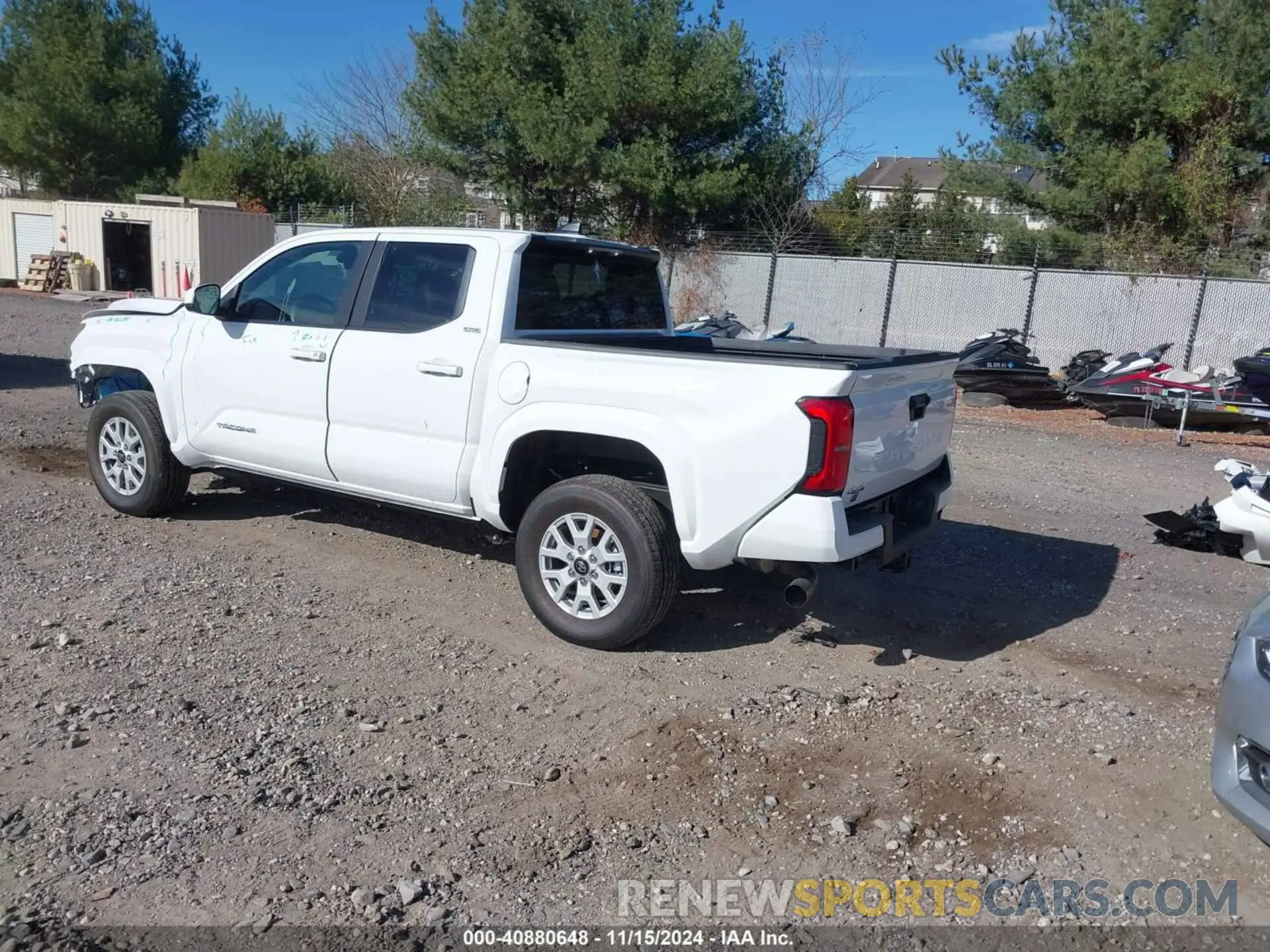 3 fotografías del automóvil dañado 3TMLB5JN0RM041690 TOYOTA TACOMA 2024