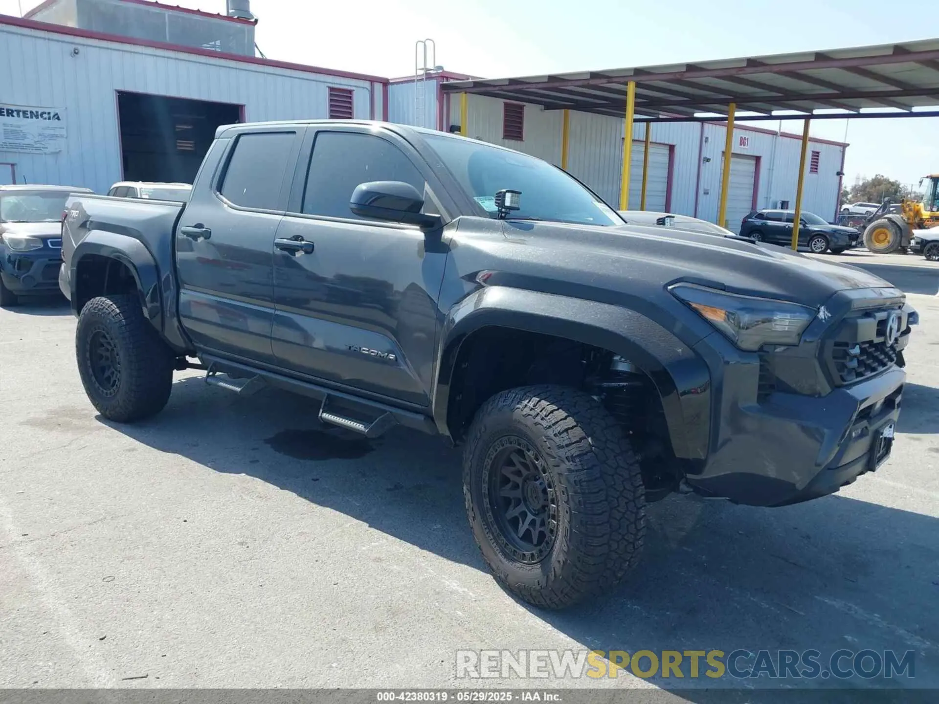 1 fotografías del automóvil dañado 3TMLB5JN0RM047764 TOYOTA TACOMA 2024