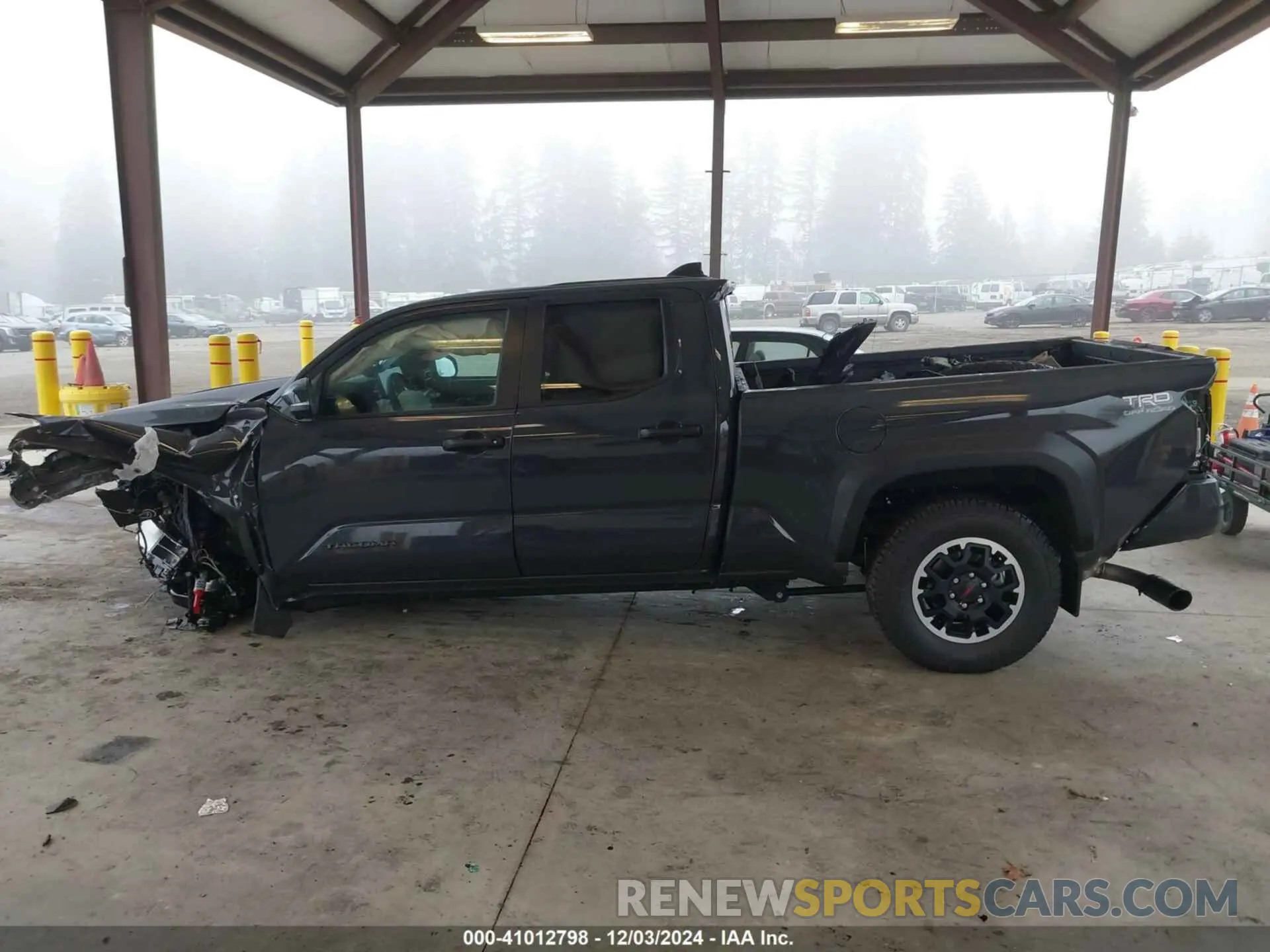 14 fotografías del automóvil dañado 3TMLB5JN0RM055766 TOYOTA TACOMA 2024