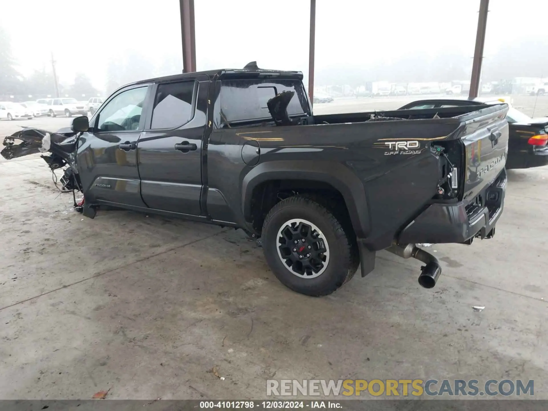 3 fotografías del automóvil dañado 3TMLB5JN0RM055766 TOYOTA TACOMA 2024