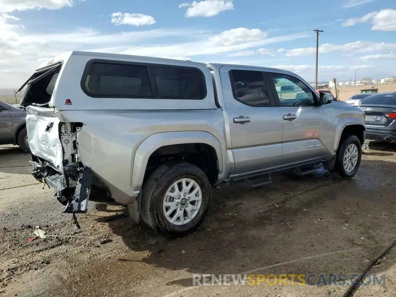 3 fotografías del automóvil dañado 3TMLB5JN1RM013414 TOYOTA TACOMA 2024