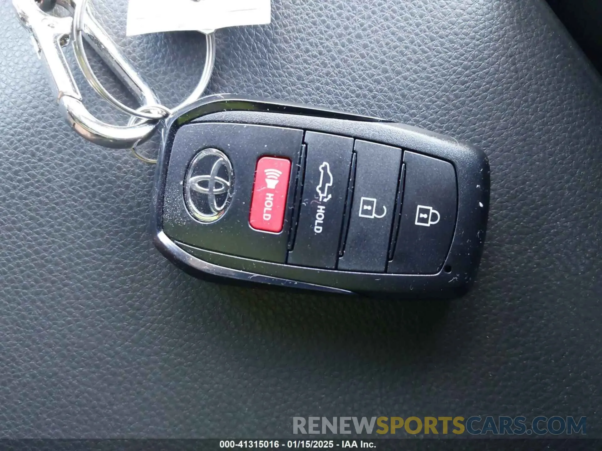 11 fotografías del automóvil dañado 3TMLB5JN1RM040631 TOYOTA TACOMA 2024