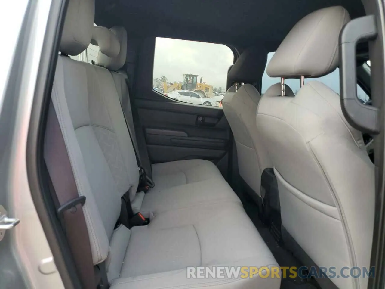 10 fotografías del automóvil dañado 3TMLB5JN2RM003300 TOYOTA TACOMA 2024