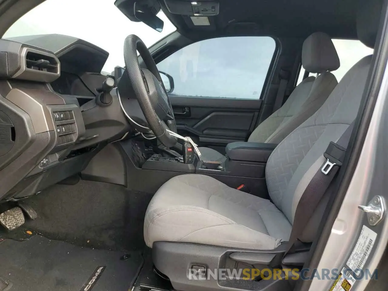 7 fotografías del automóvil dañado 3TMLB5JN2RM003300 TOYOTA TACOMA 2024