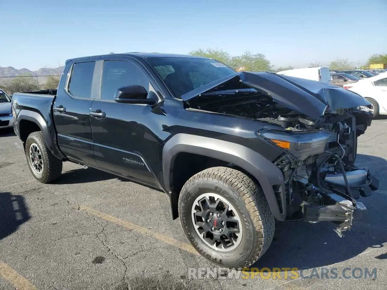 4 fotografías del automóvil dañado 3TMLB5JN2RM073542 TOYOTA TACOMA 2024