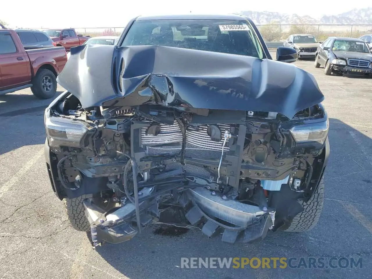 5 fotografías del automóvil dañado 3TMLB5JN2RM073542 TOYOTA TACOMA 2024