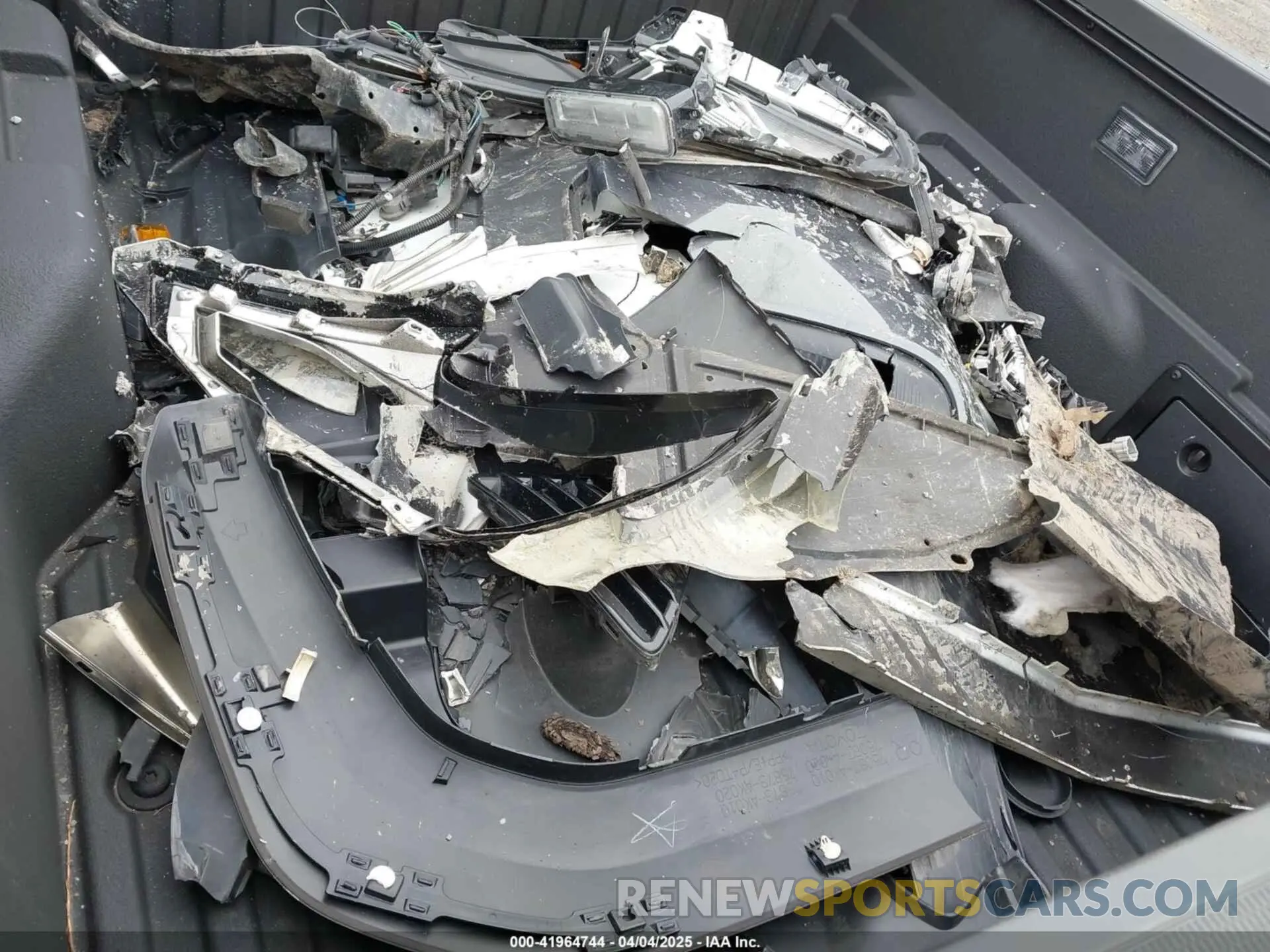 12 fotografías del automóvil dañado 3TMLB5JN3RM015259 TOYOTA TACOMA 2024