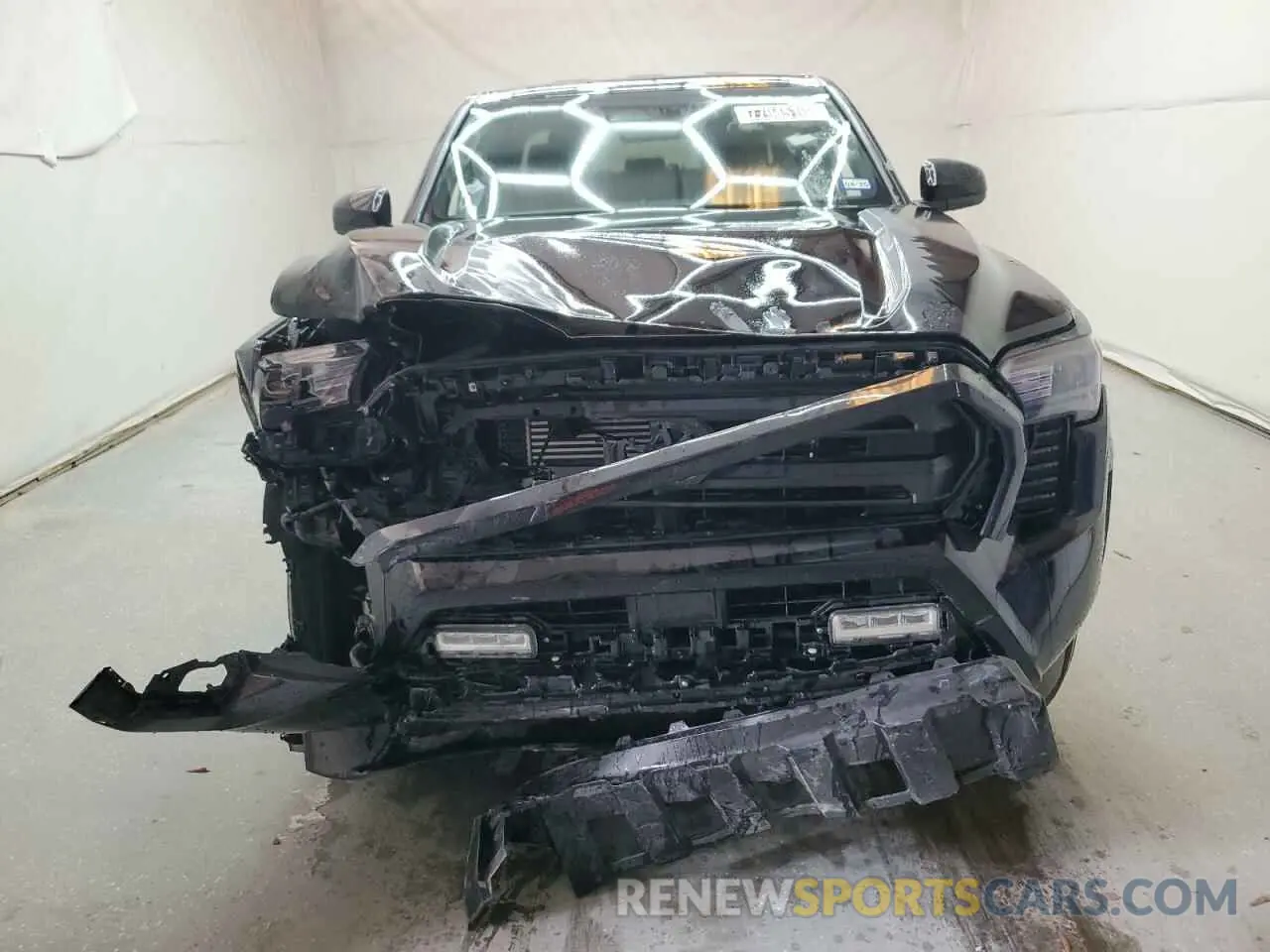 5 fotografías del automóvil dañado 3TMLB5JN3RM020610 TOYOTA TACOMA 2024