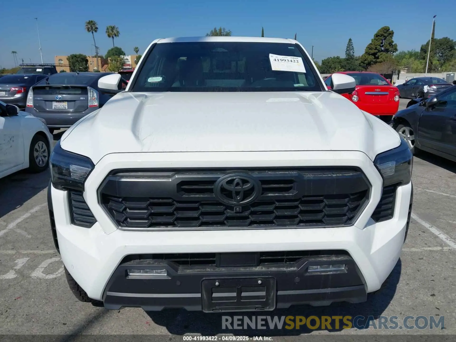 12 fotografías del automóvil dañado 3TMLB5JN3RM031462 TOYOTA TACOMA 2024