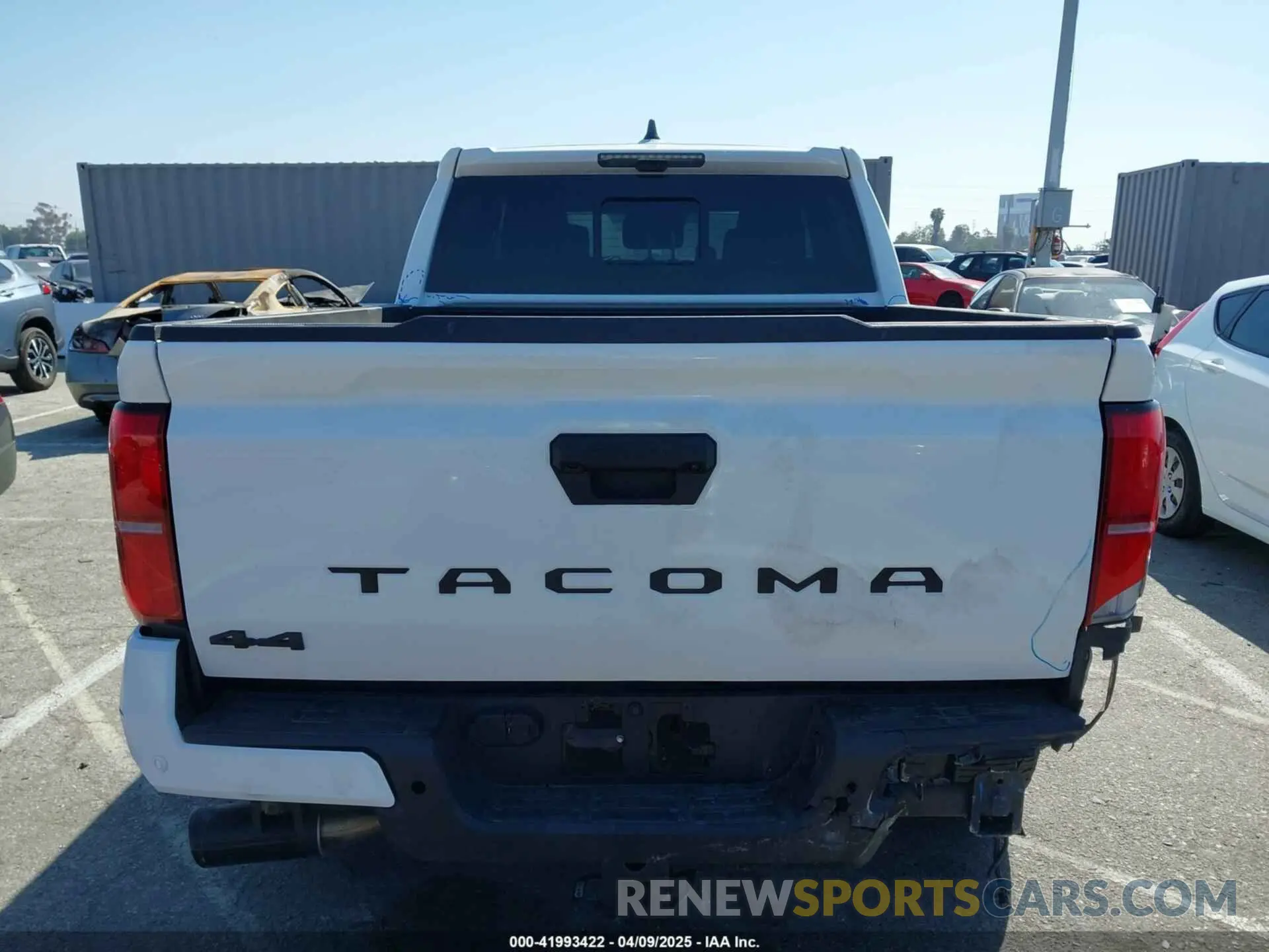 16 fotografías del automóvil dañado 3TMLB5JN3RM031462 TOYOTA TACOMA 2024