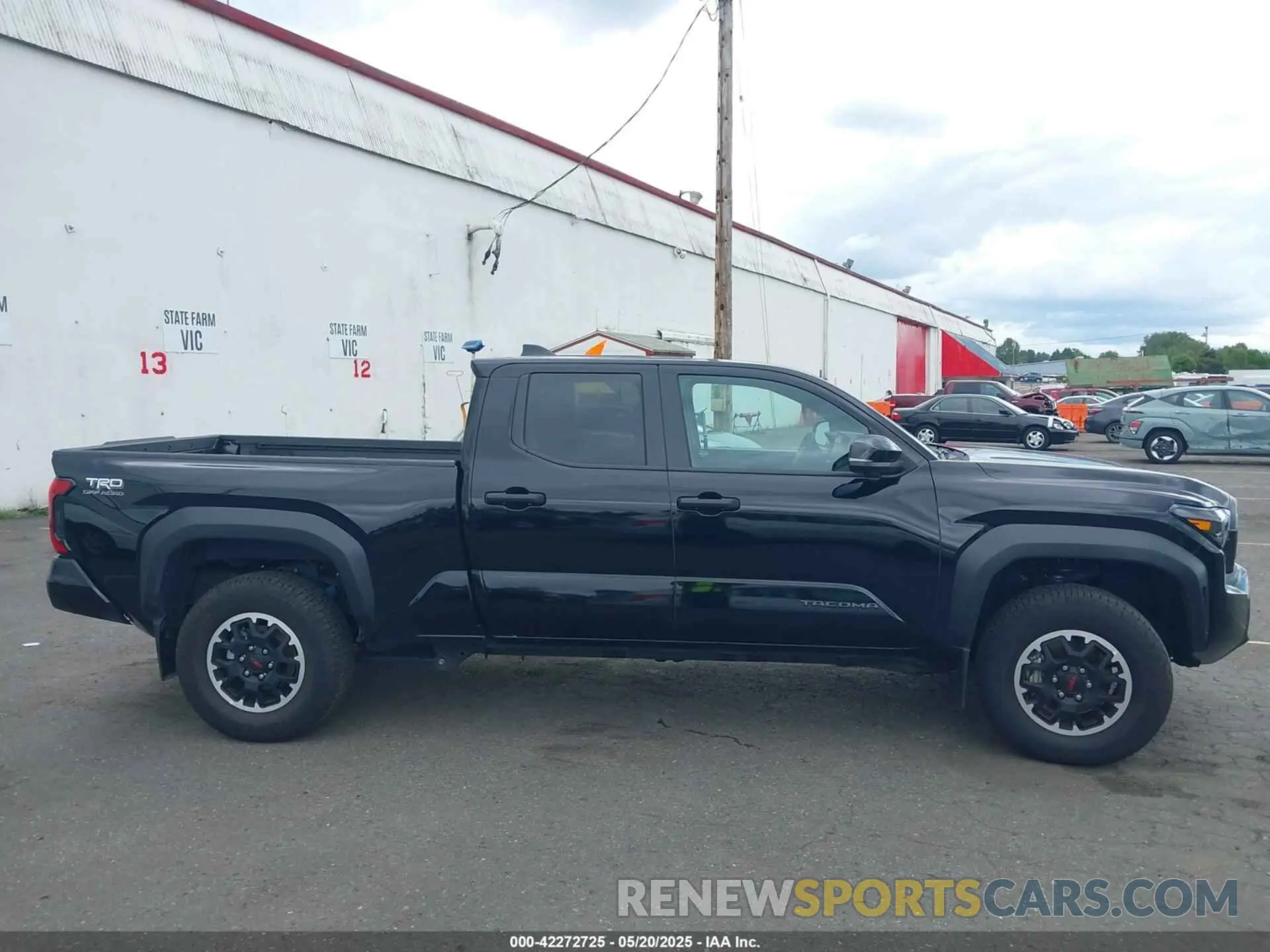 13 fotografías del automóvil dañado 3TMLB5JN3RM047323 TOYOTA TACOMA 2024