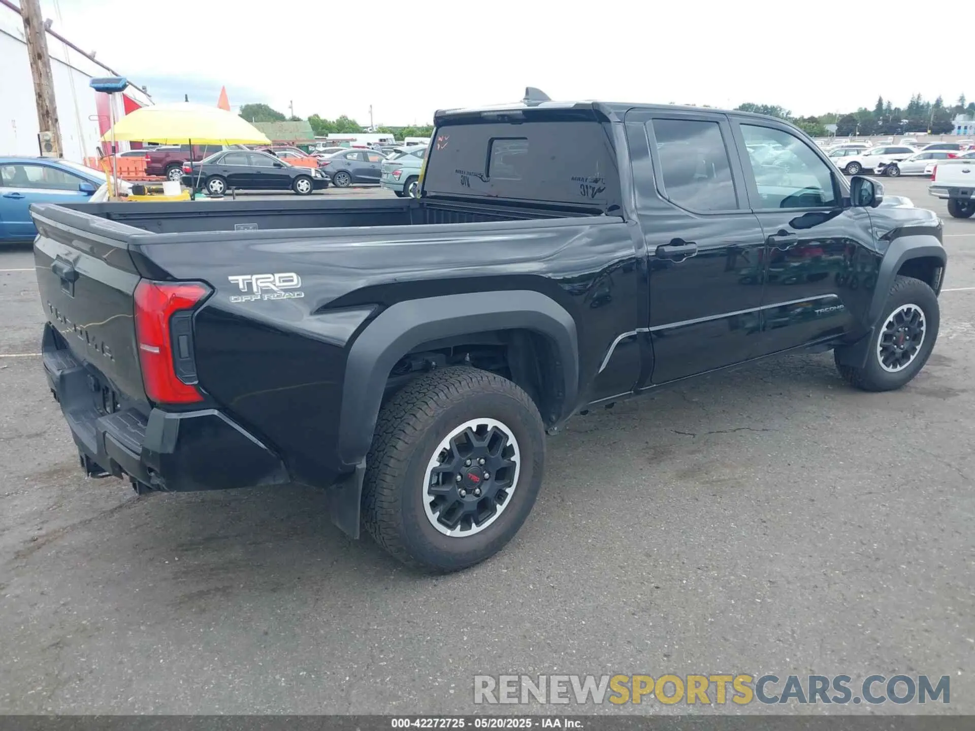 4 fotografías del automóvil dañado 3TMLB5JN3RM047323 TOYOTA TACOMA 2024