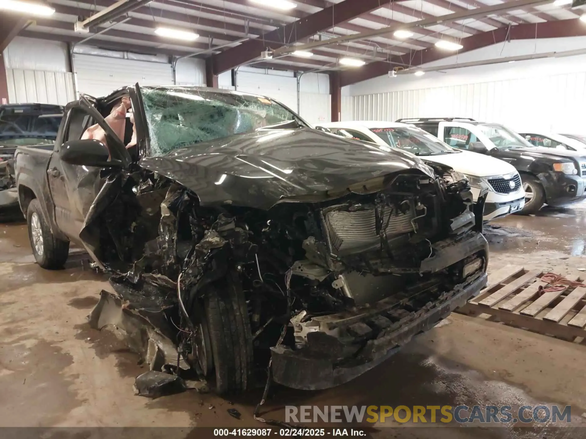 6 fotografías del automóvil dañado 3TMLB5JN3RM080161 TOYOTA TACOMA 2024