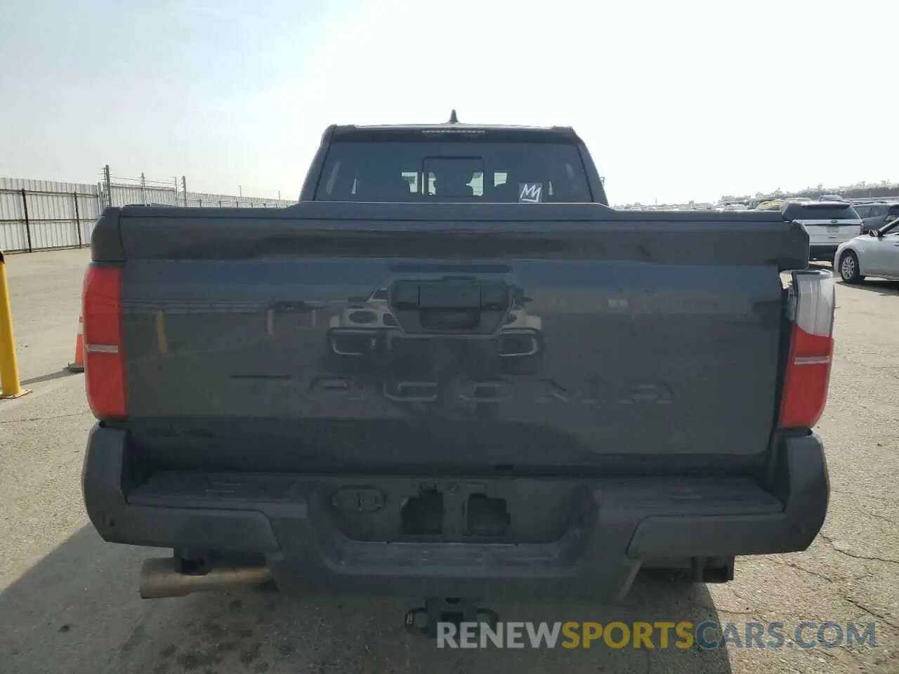 6 fotografías del automóvil dañado 3TMLB5JN4RM018560 TOYOTA TACOMA 2024