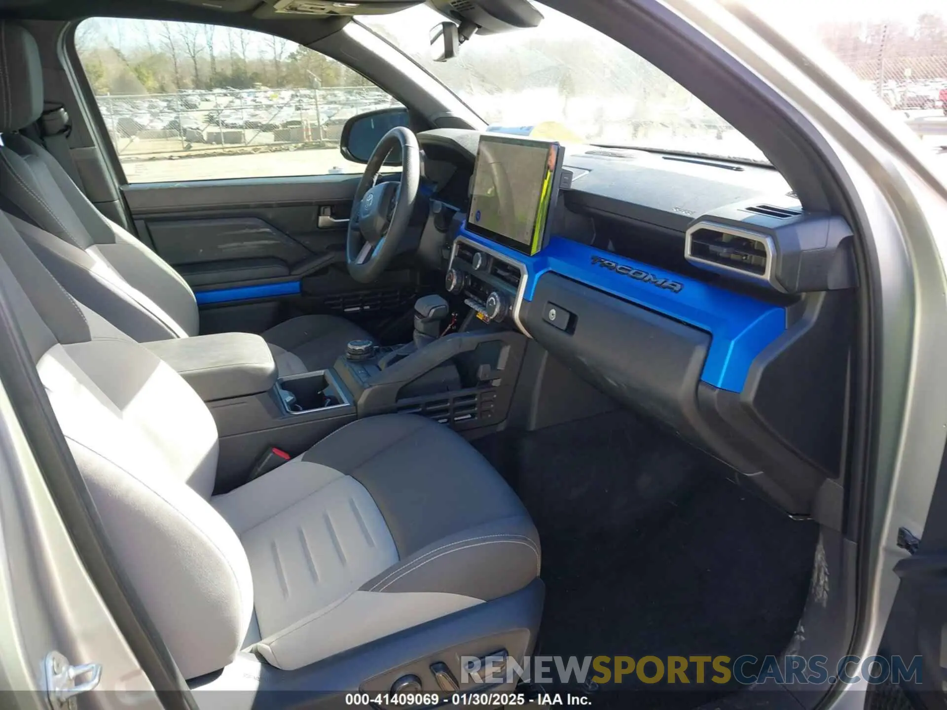 5 fotografías del automóvil dañado 3TMLB5JN4RM022026 TOYOTA TACOMA 2024