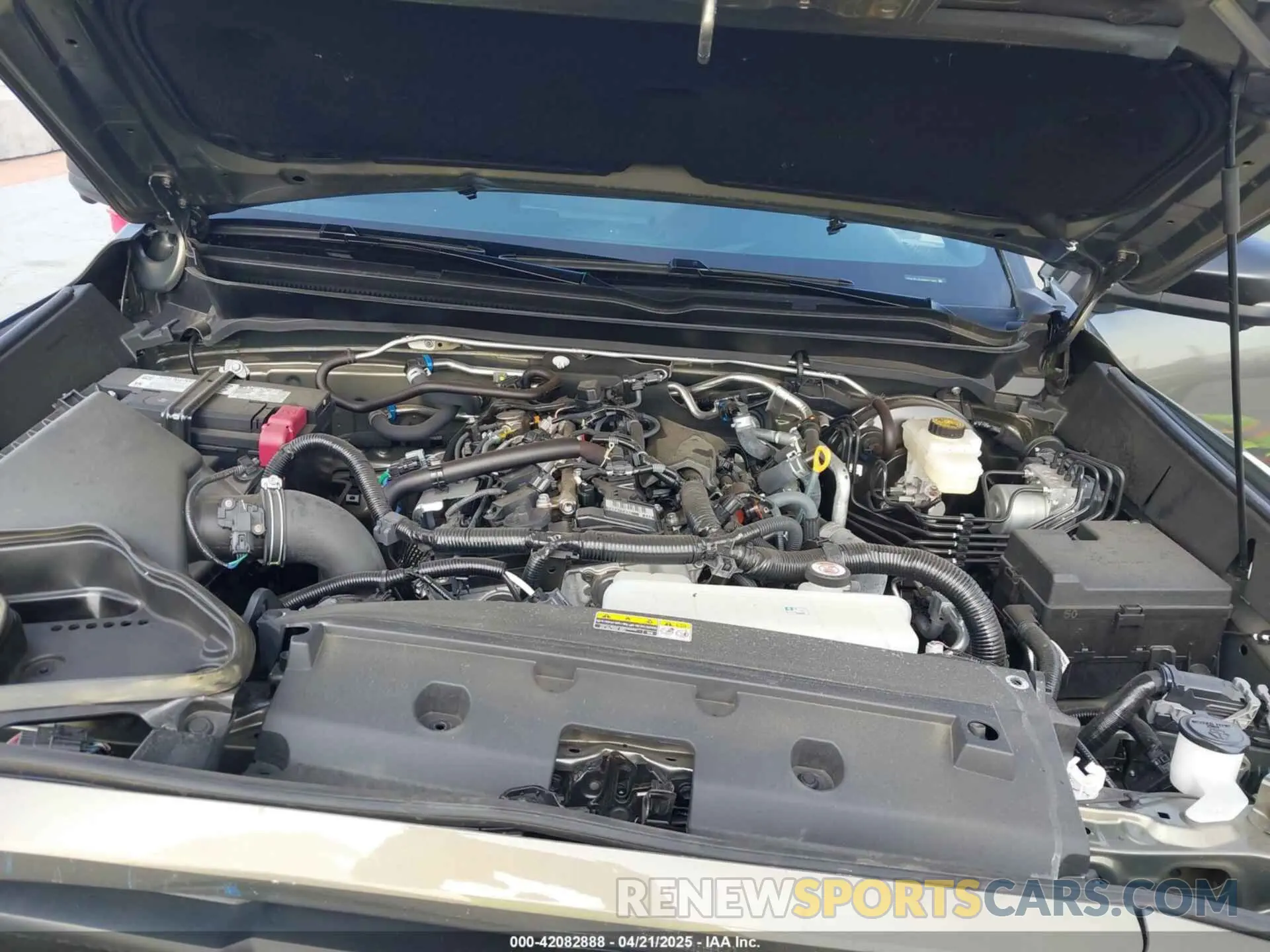 10 fotografías del automóvil dañado 3TMLB5JN4RM047640 TOYOTA TACOMA 2024