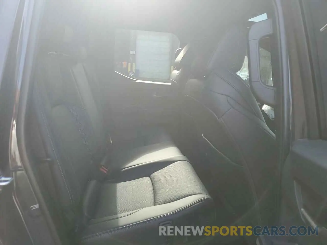 10 fotografías del automóvil dañado 3TMLB5JN4RM048710 TOYOTA TACOMA 2024