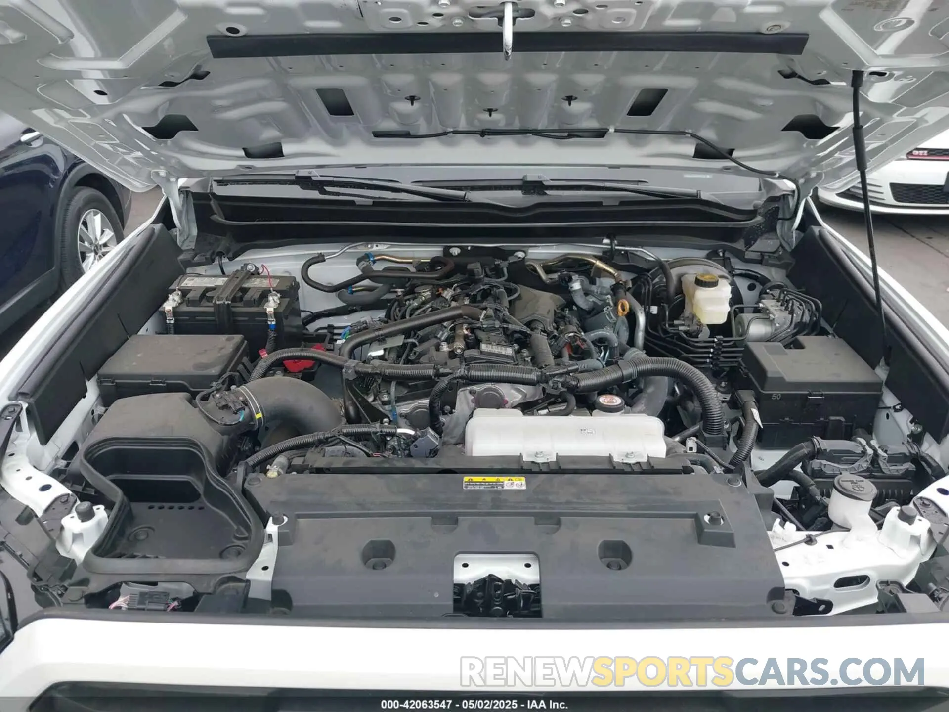 10 fotografías del automóvil dañado 3TMLB5JN4RM054636 TOYOTA TACOMA 2024