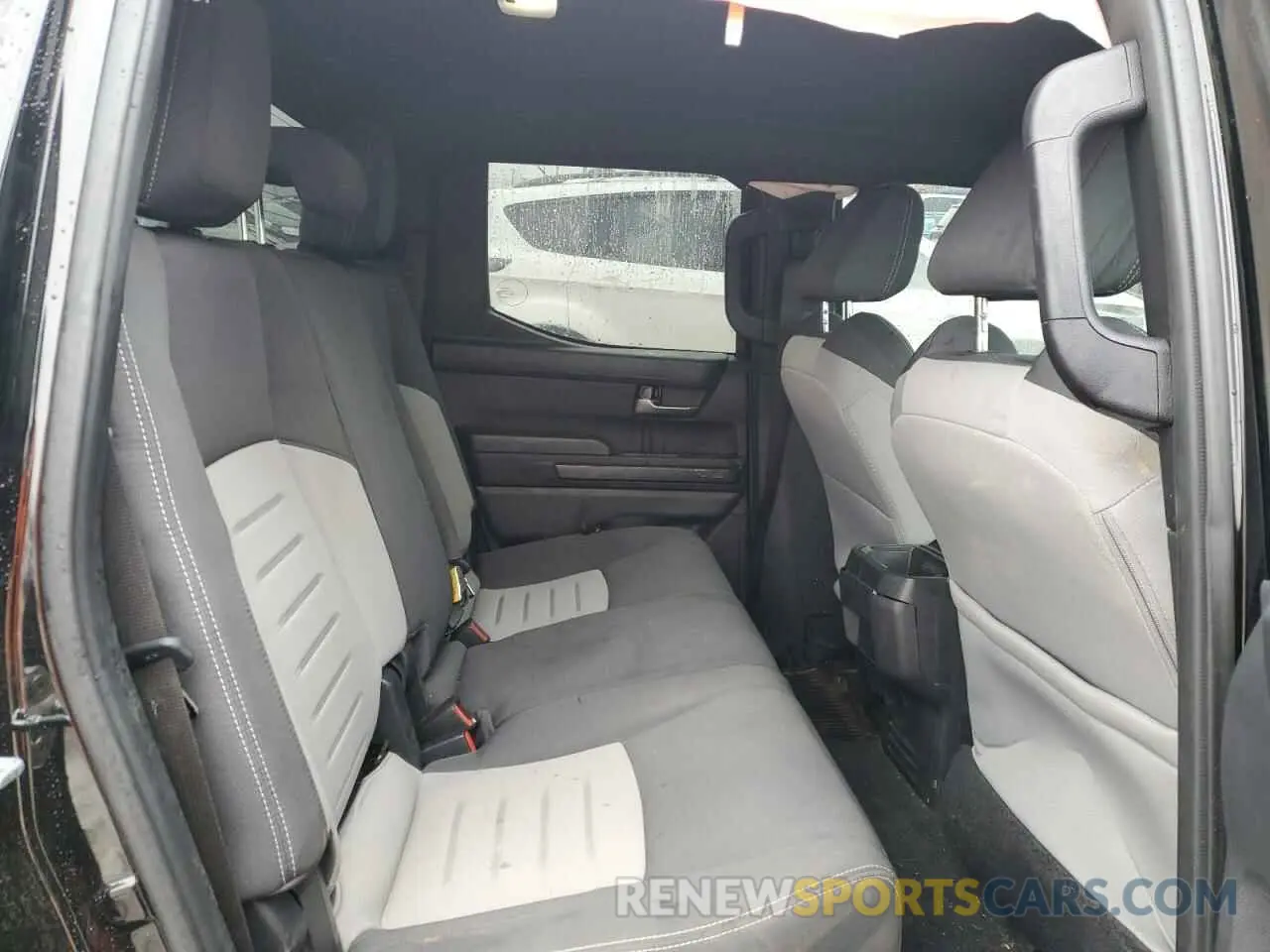 10 fotografías del automóvil dañado 3TMLB5JN5RM023895 TOYOTA TACOMA 2024