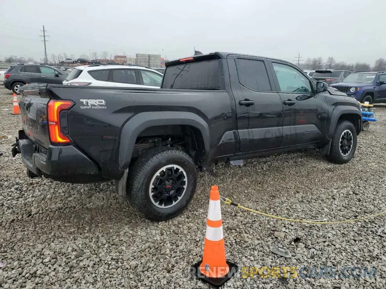 3 fotografías del automóvil dañado 3TMLB5JN5RM023895 TOYOTA TACOMA 2024