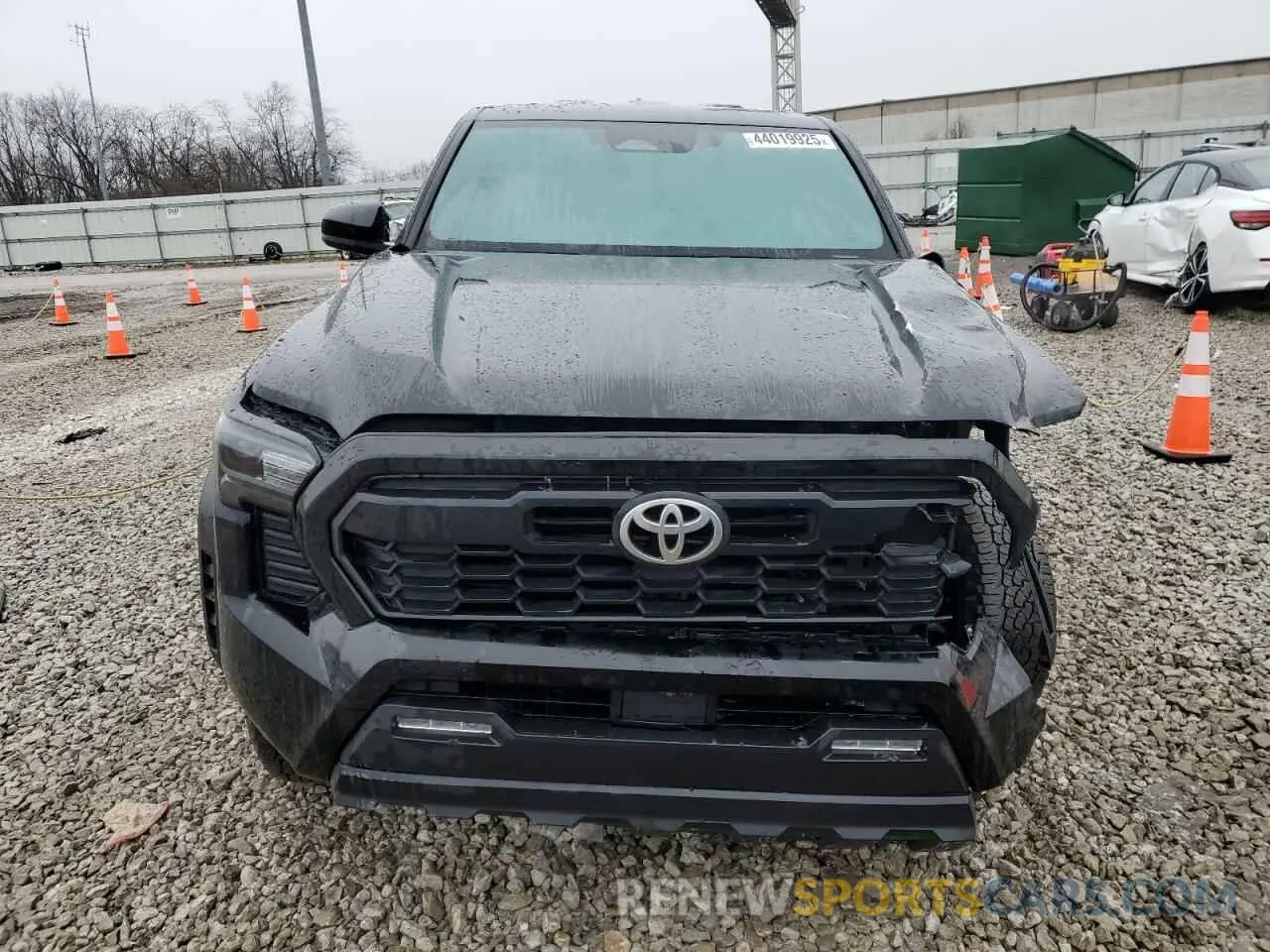 5 fotografías del automóvil dañado 3TMLB5JN5RM023895 TOYOTA TACOMA 2024