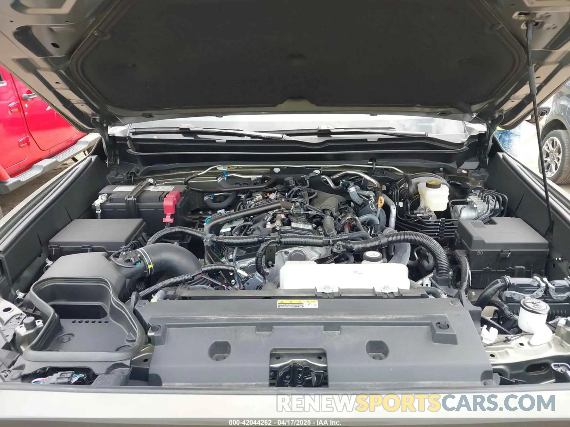 10 fotografías del automóvil dañado 3TMLB5JN5RM045248 TOYOTA TACOMA 2024