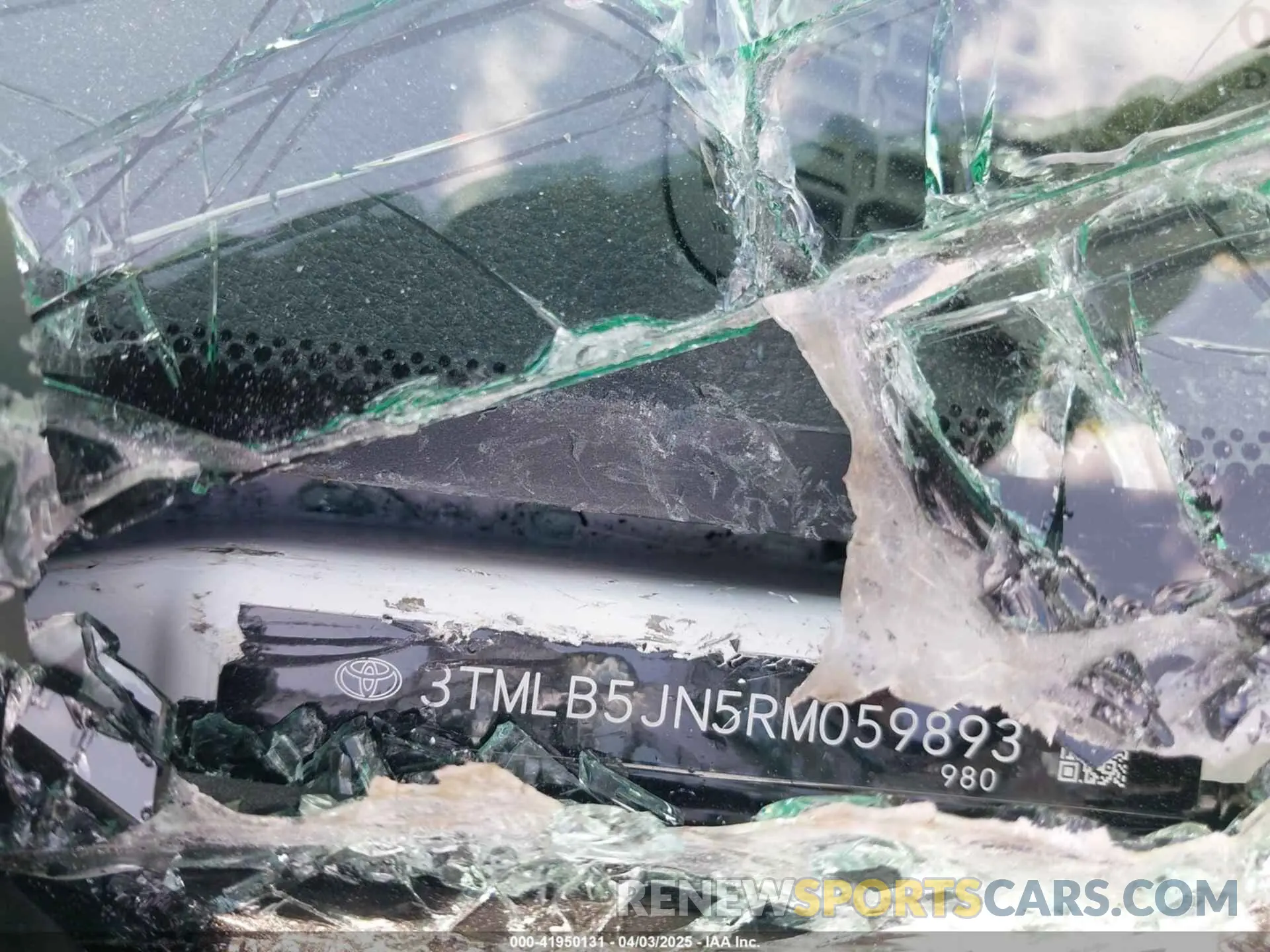 9 fotografías del automóvil dañado 3TMLB5JN5RM059893 TOYOTA TACOMA 2024
