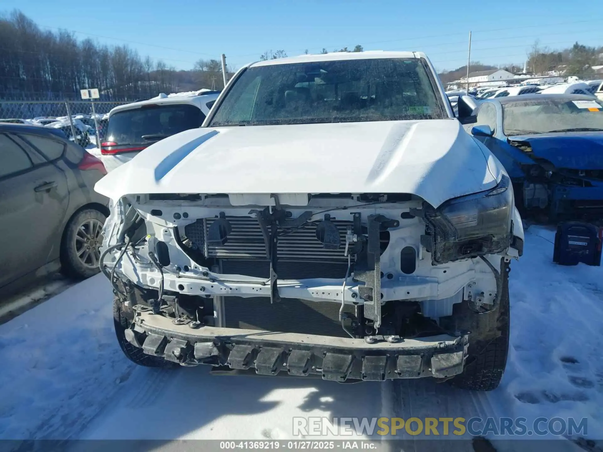 13 fotografías del automóvil dañado 3TMLB5JN6RM000884 TOYOTA TACOMA 2024